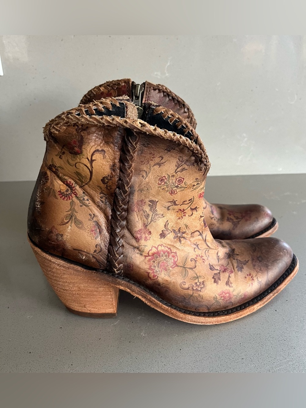 Liberty Black Garden Tan Floral Booties Cowgirl Western Ankle Boots Size 8 NWT